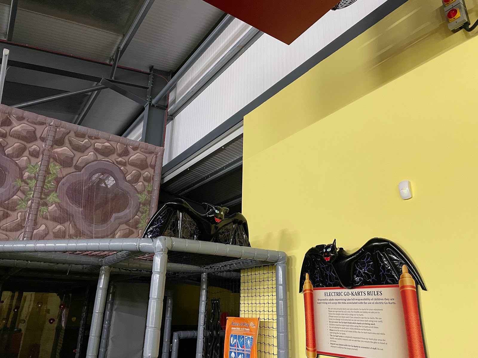 Laughing Ducks Soft Play - Photo 8