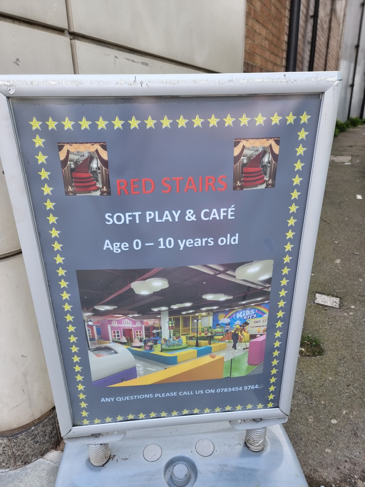 Red Stairs Soft Play - Photo 6